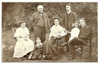 Family Group 1908