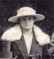 At Doris's wedding in 1918